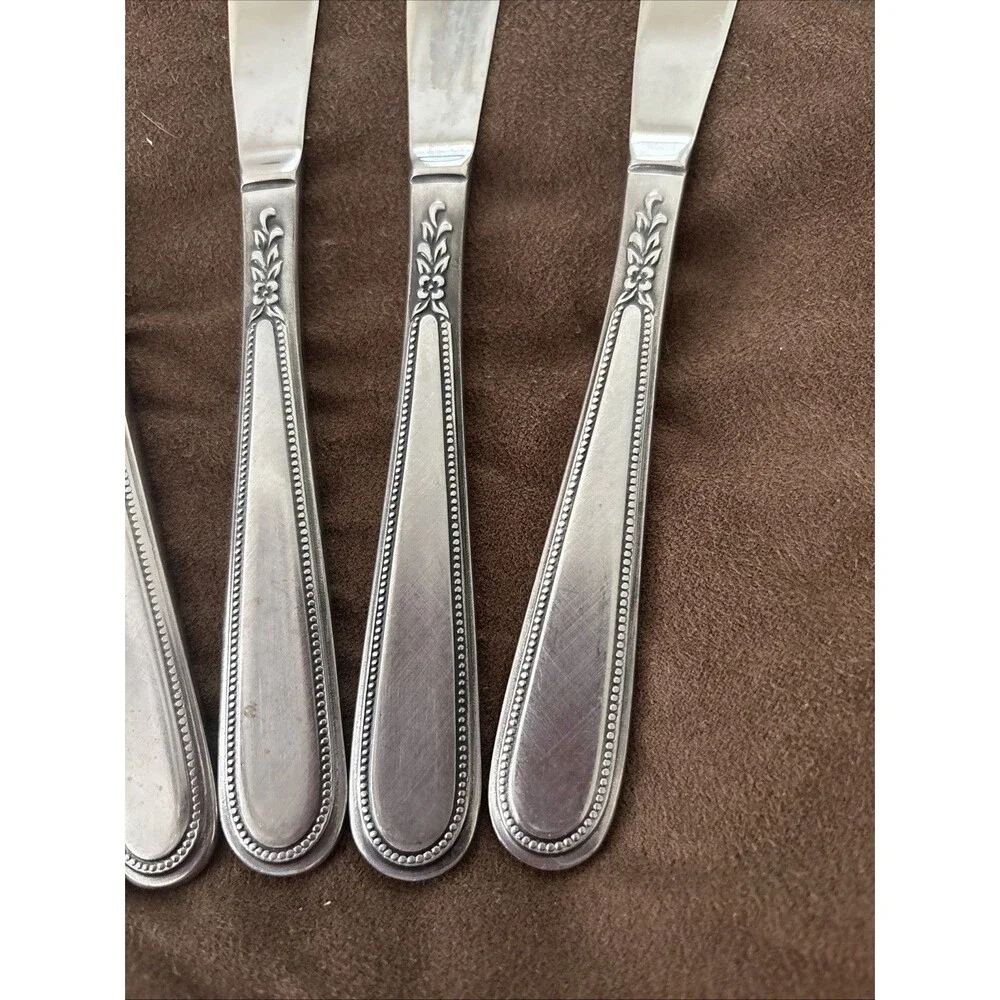 Vintage Wm A Rogers 1937 MEMORY HIAWATHA Silverplate Dinner Knives - Set of 7